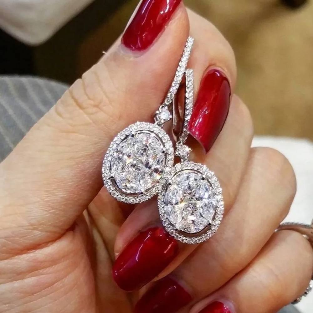 NWT STERLING SILVER LUXURY DIAMOND EARRINGS